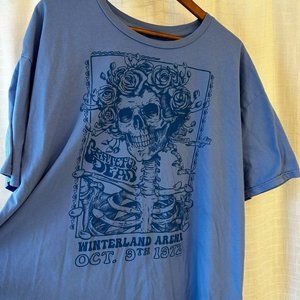 Grateful Dead T-Shirt--Size Large